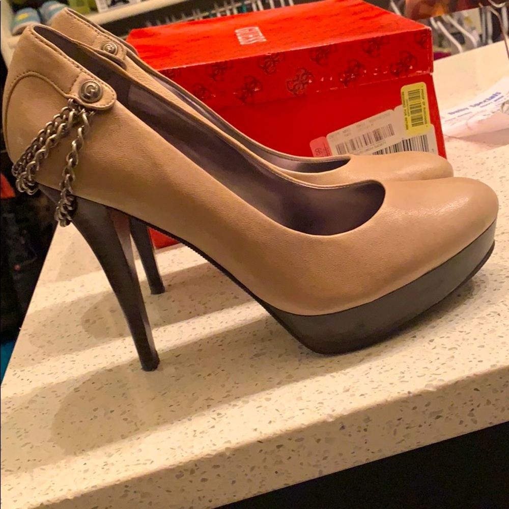 👠👠👠👠